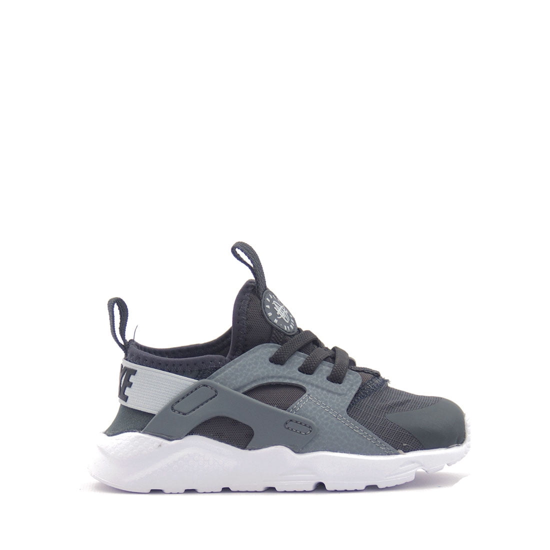 black huaraches size 6