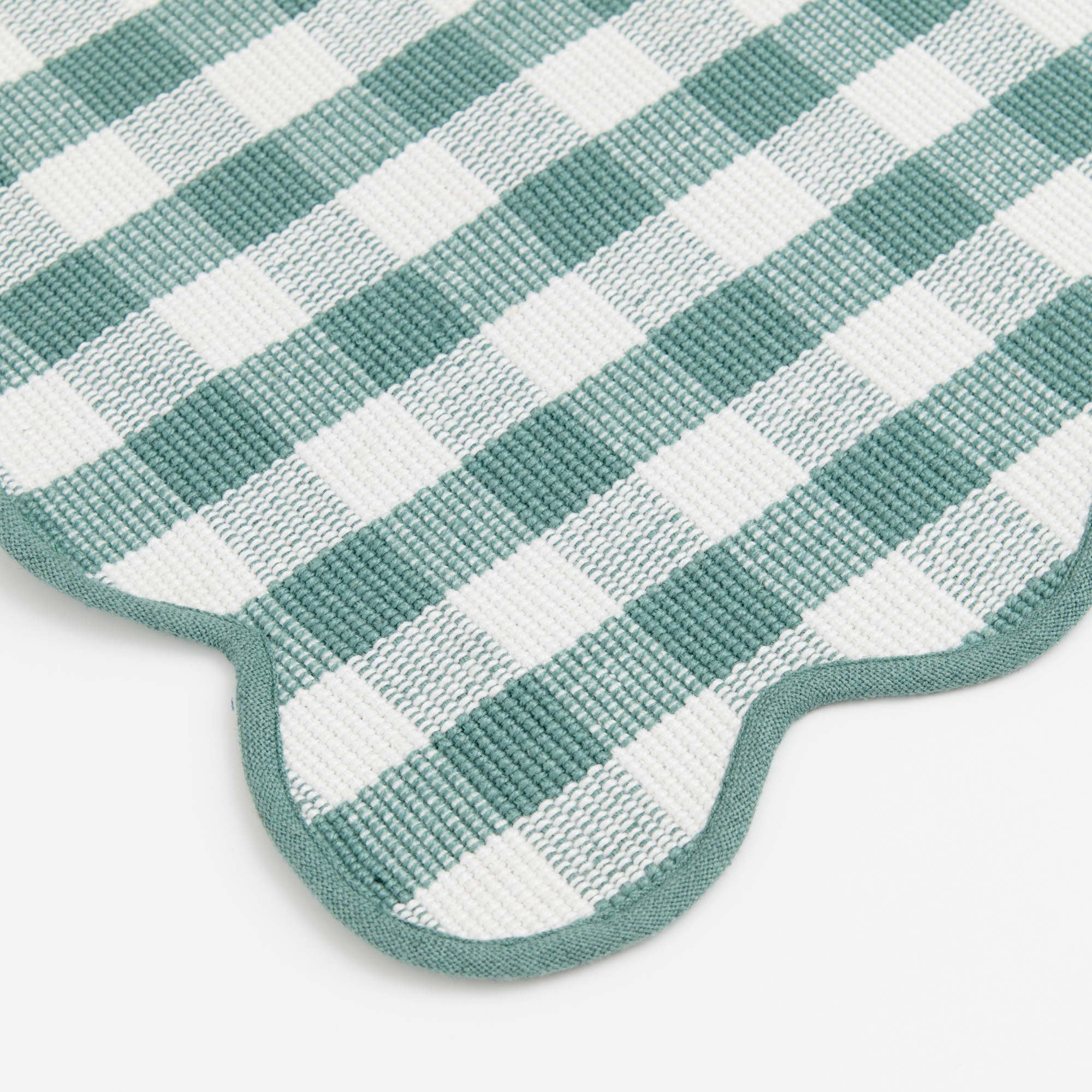 Way To Celebrate 24X36 Scallop Green Polyester Outdoor Layering Rug