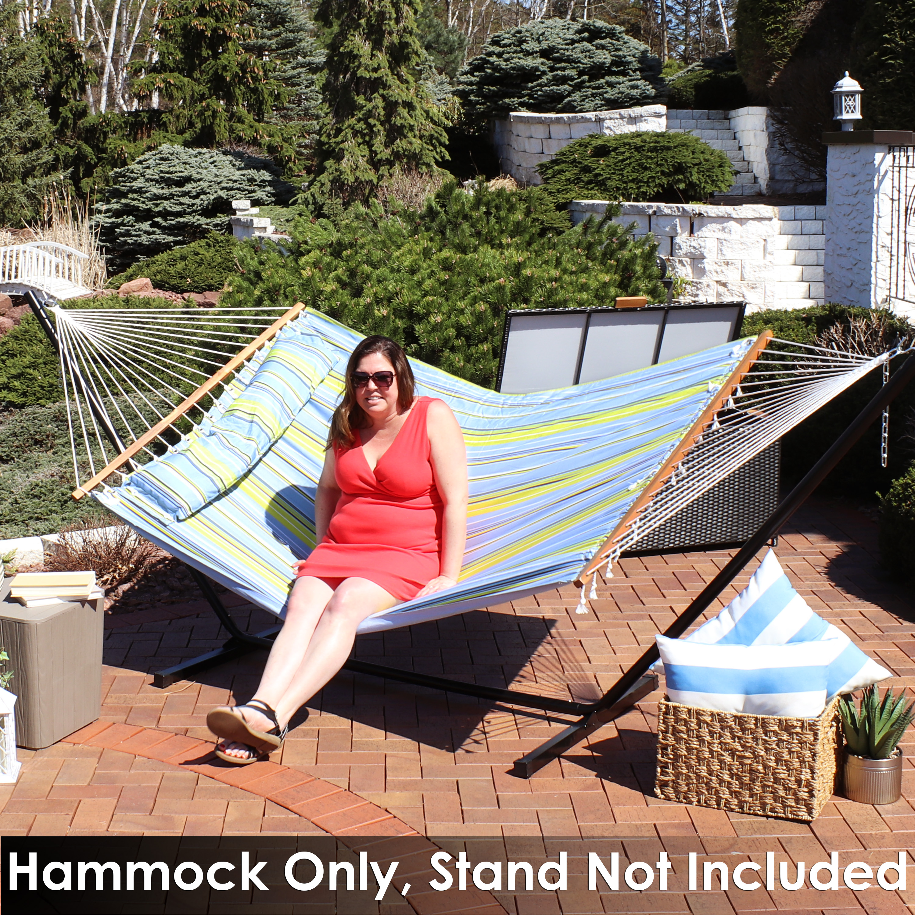大量入荷 Sunnydaze Red SUNCREAT Striped Hammocks 2-Person Fabric  Outdoor Double Quilted Heavy-Duty 450-Pound Capacity Hammock, Quilted  Fabric Hammock with Spreader Bars and Green Universal Multi-Use Heavy-Dut 
