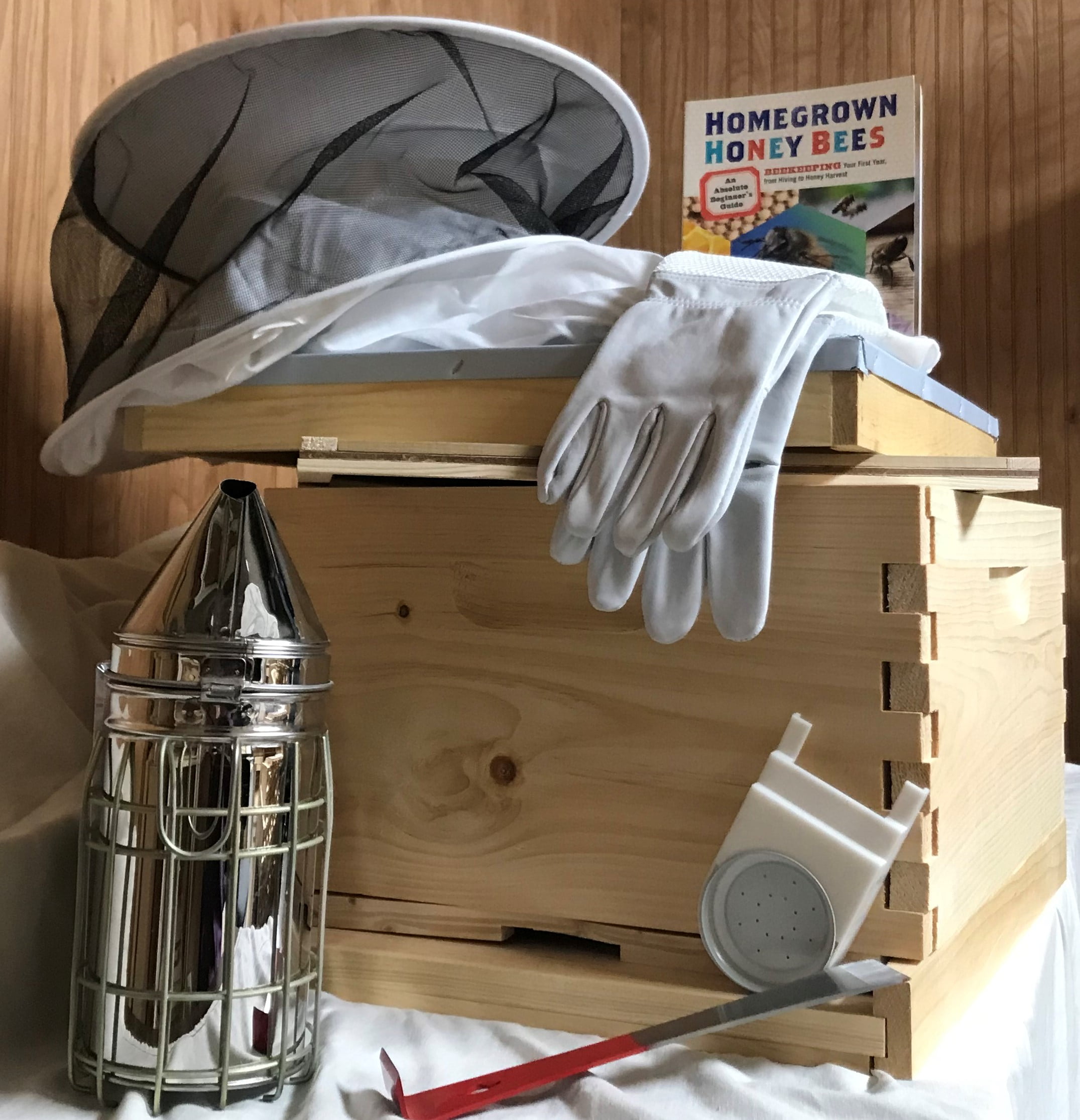 3 in 1 Beekeeping Equipment Kit for Starter Beekeeper Beehive Smoker Gloves Cups 