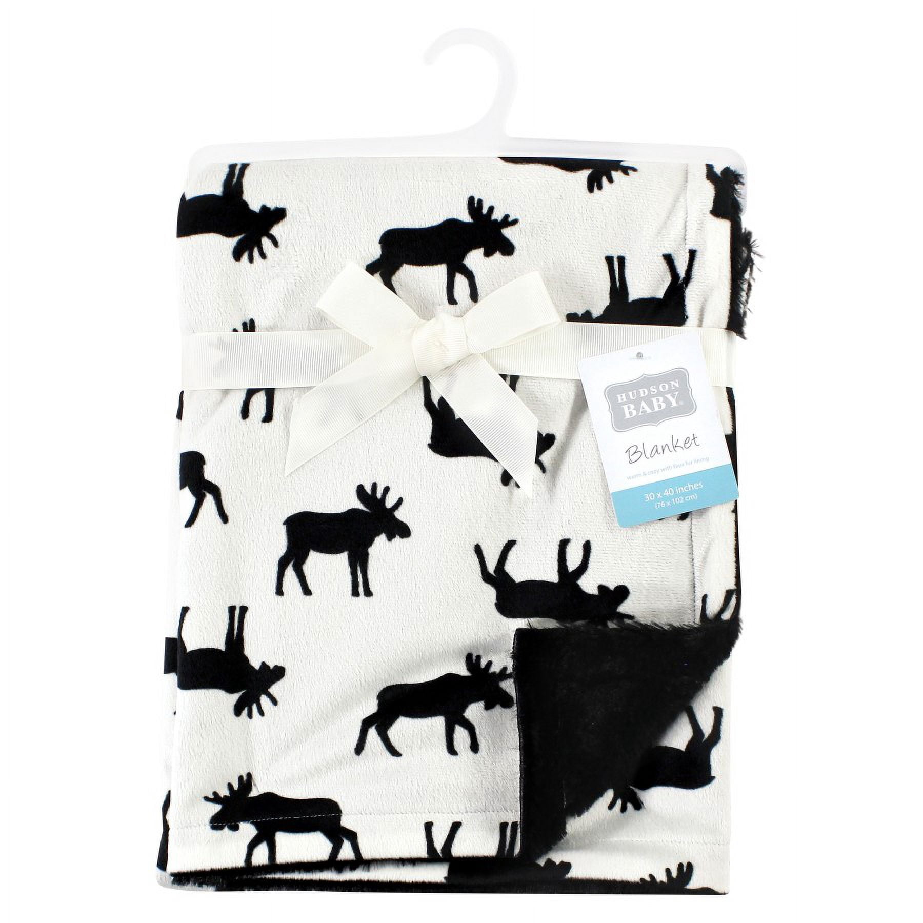 Hudson Baby Infant Boy Plush Blanket with Furry Binding and Back, Moose, One Size