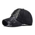 thumbnail image 2 of Gorra de Béisbol Vaquera con Lengua de Pato Rota Yuxing Talla Única, 2 of 5