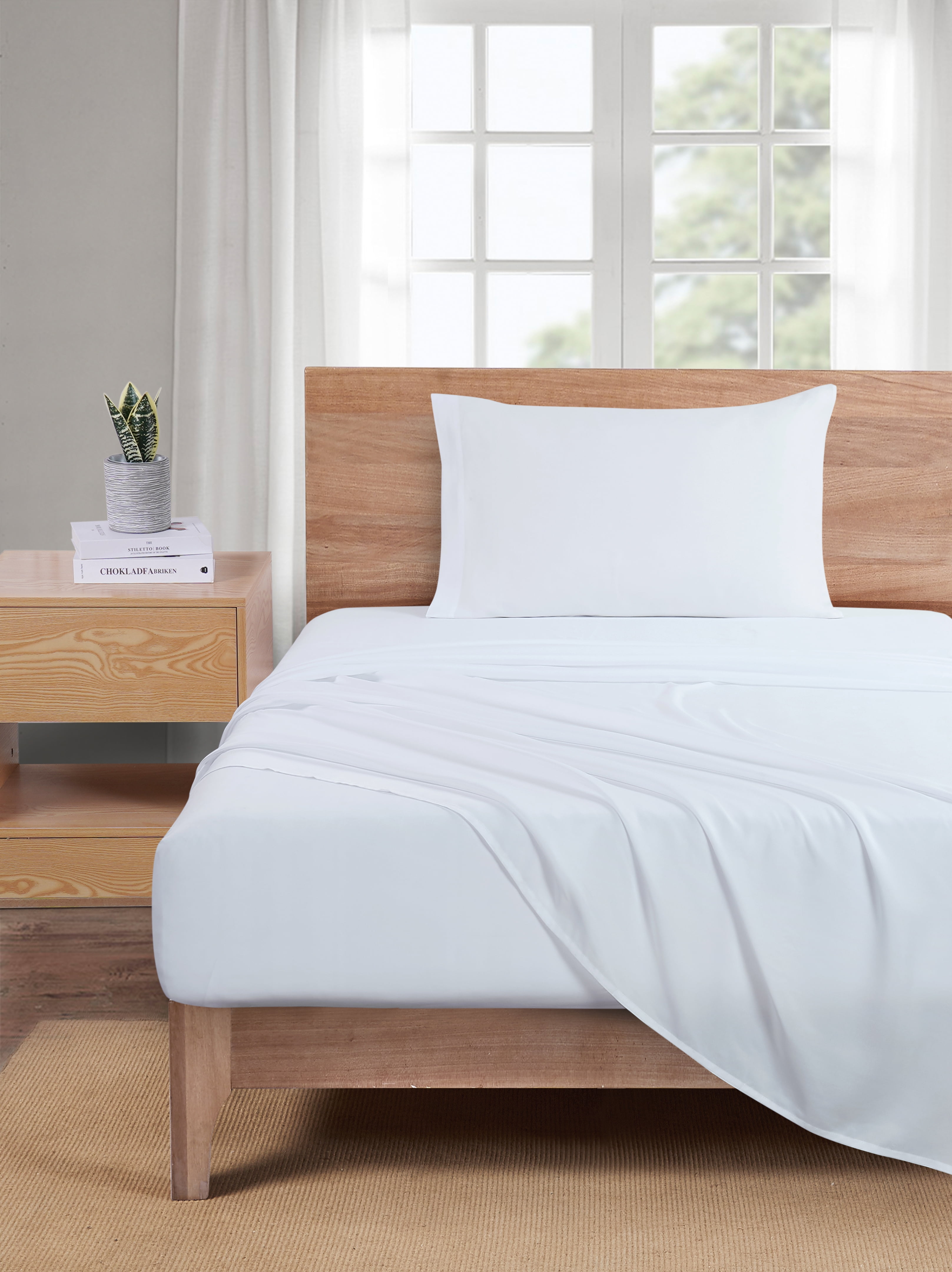 Mainstays Basic Value Microfiber Bed Sheet Set, Arctic White, Twin, 3 Piece