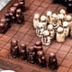 thumbnail image 3 of Juego de Ajedrez de Viaje de Lujo: Tablero de Ajedrez y Piezas de Resina, Juego de Estrategia Portátil, Ideal para Viajar., 3 of 5