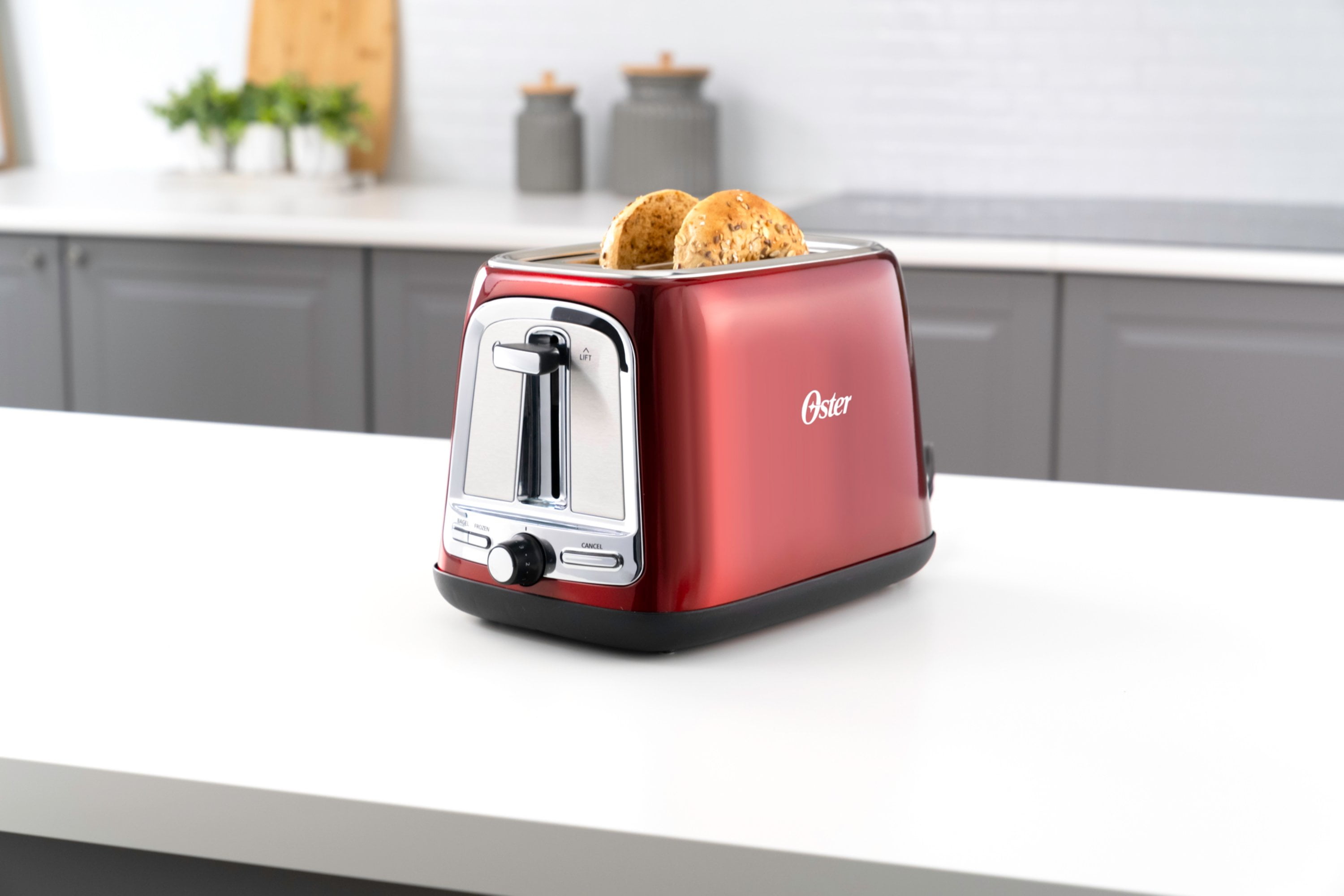 Oster 2-Slice Toaster with Advanced Toast Technology, Candy Apple Red