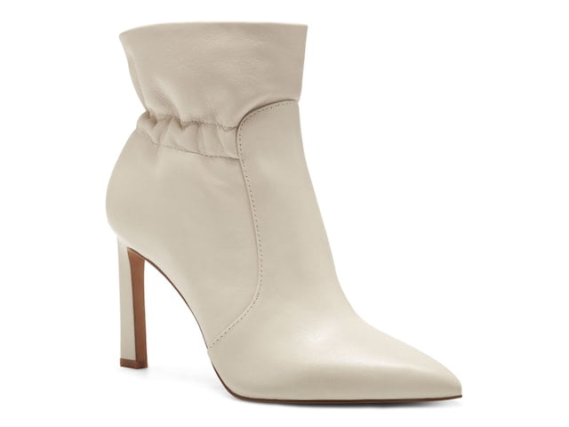 Vince Camuto Sarinda New Cream Pull On 