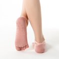 thumbnail image 4 of Calcetines de yoga de silicona antideslizantes de cinco dedos para mujer, calcetines profesionales para trampolín, deportes, fitness, pilates, calcetines de yoga para principiantes para mujer, 4 of 5