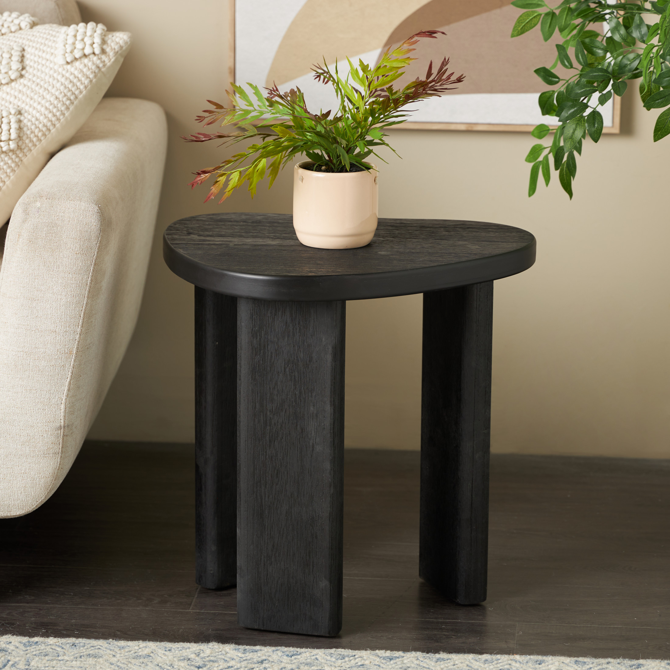 DecMode 20" x 20" Black Wood Handmade Heart Inspired Accent Table, 1-Piece