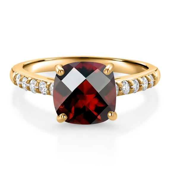 Gem Stone King 2.70 Cttw 8MM Cushion Checkerboard Red Garnet and White Lab Grown Diamond 10K Yellow Gold Engagement Ring for Women | Gemstone Birthstone (Size 6)