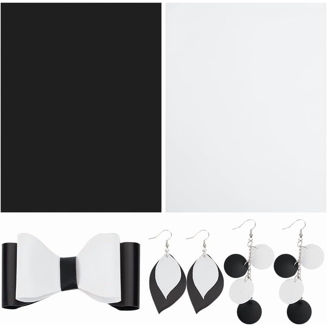 2 láminas de PVC esmerilado en blanco y negro con borde ondulado. Láminas gruesas de PVC con borde ondulado rectangular. Tela de PVC impermeable de color sólido.