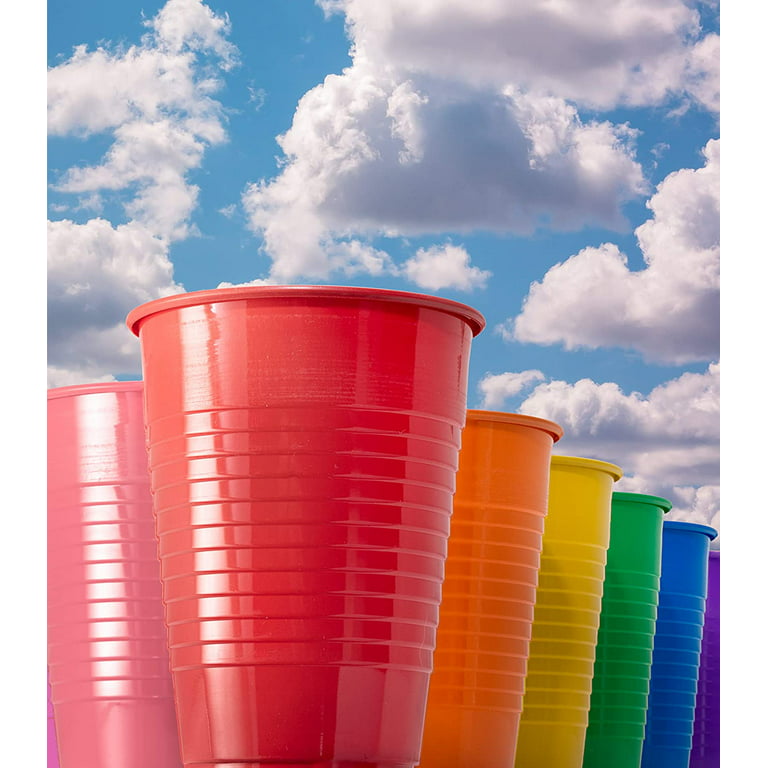 Apple Red Plastic Cups, 18 oz