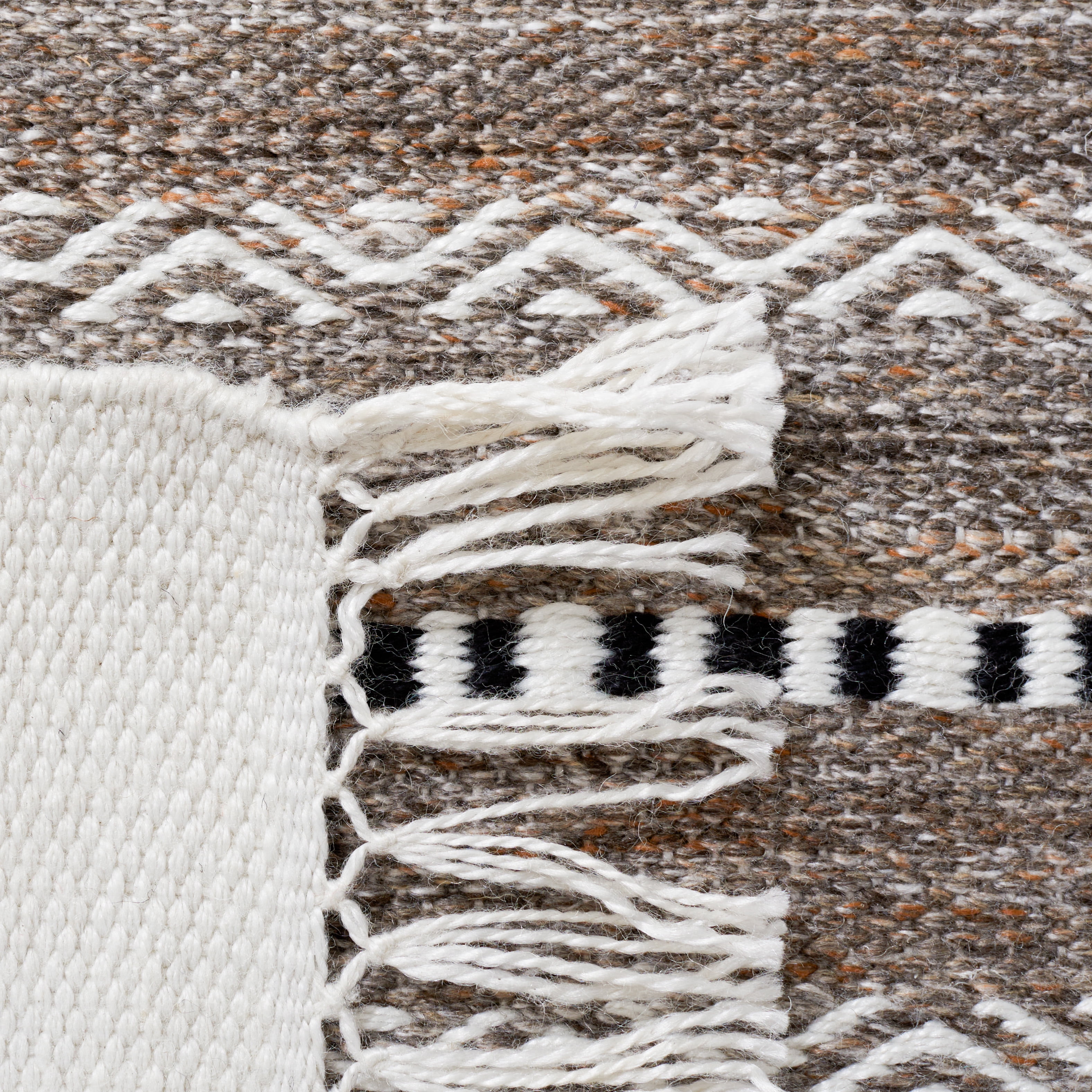 SAFAVIEH Striped Kilim Drummond Striped Polyester Area Rug, Black/Ivory, 8' x 10'