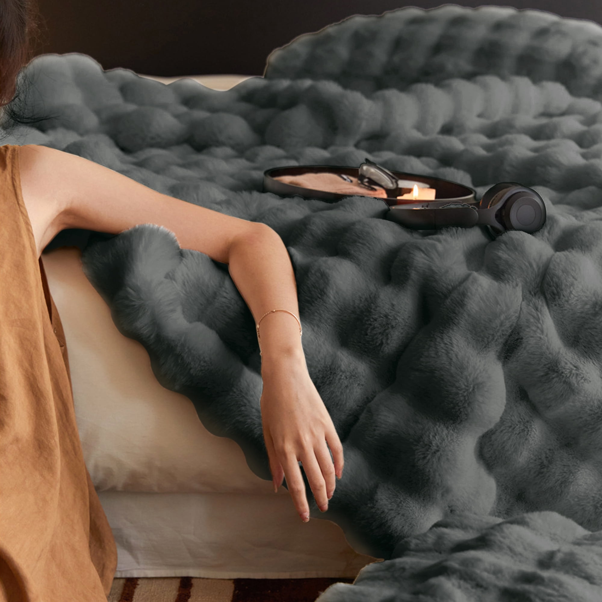 Sanmadrola Throw Blanket Faux Fur for Couch, Fuzzy Soft Plush Thick Bubble Blanket for Sofa Bedroom Living Room 60''x 80'' Gray
