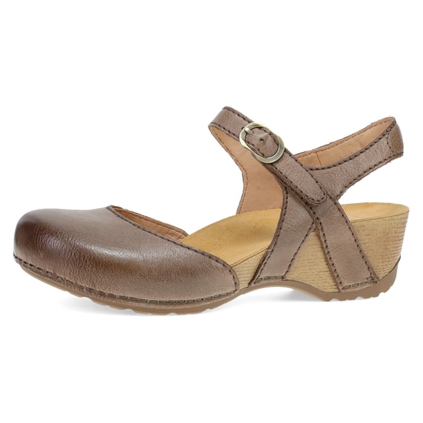 Sandalia Dansko Tiffani Marrón con Plantilla Acolchonada y Contorneada