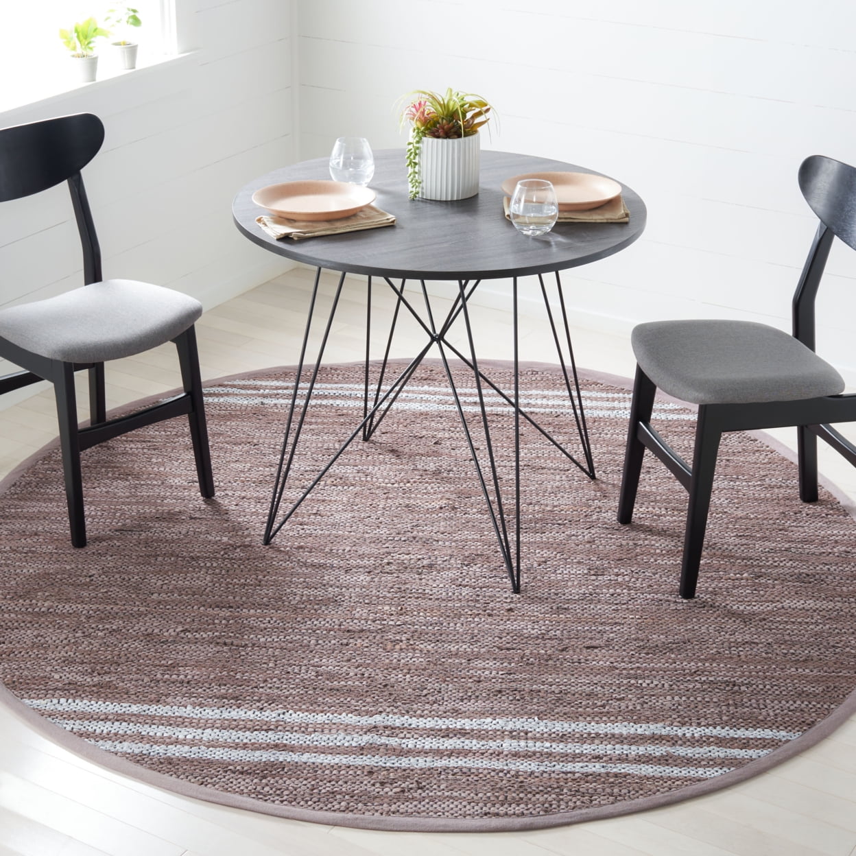 SAFAVIEH Vintage Leather Grace Striped Area Rug, Silver/Ivory, 5' x 8'