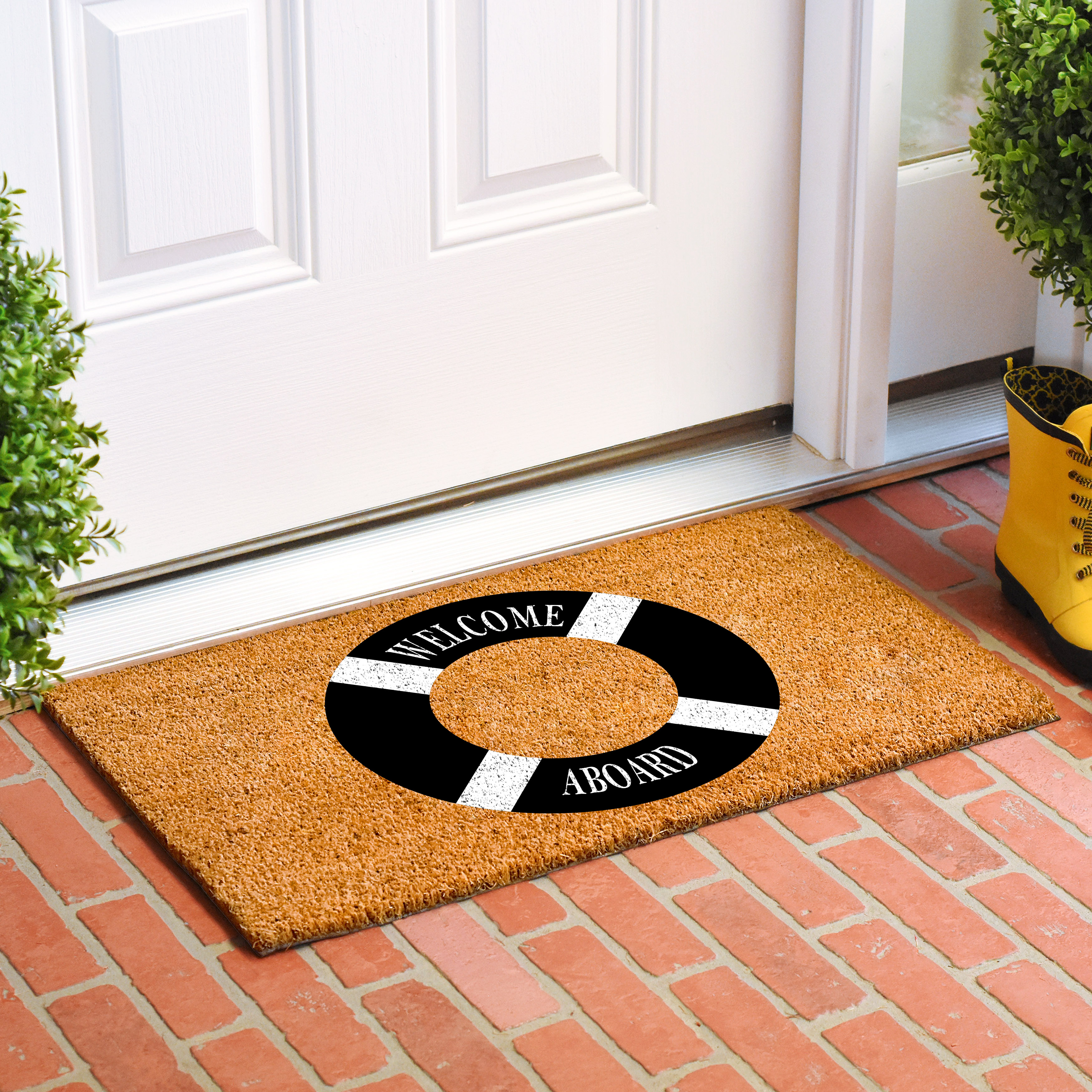 Calloway Mills Welcome Aboard Buoy Doormat, 24" x 36"
