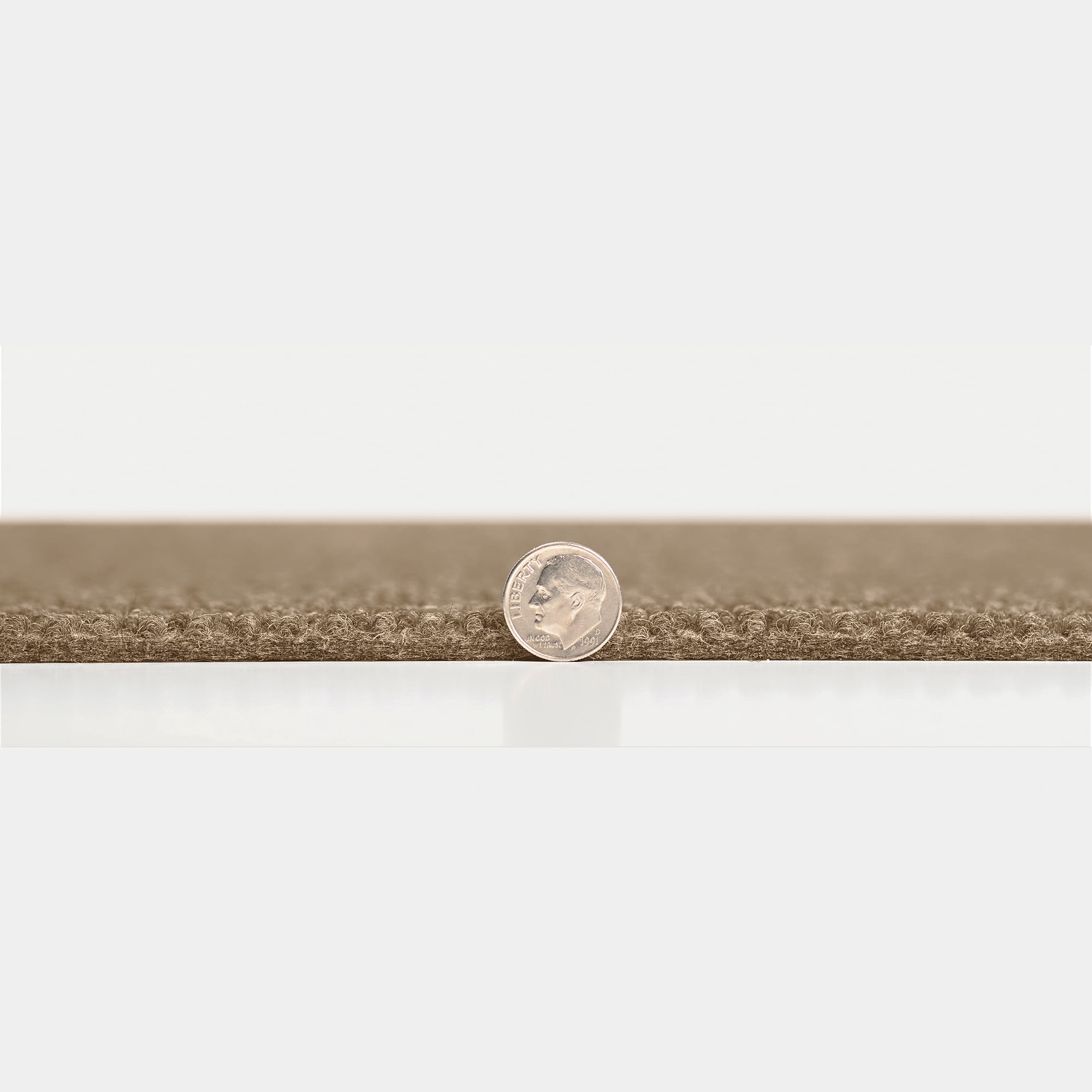 Foss Floors Taupe 24'’ x 24’' Peel and Stick Indoor/Outdoor Hilltop Carpet Tile 36 sq ft 16 Piece