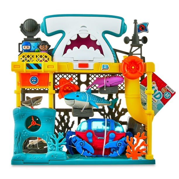 Kid Connection Ocean Adventure Playset with Light & Sound, 22