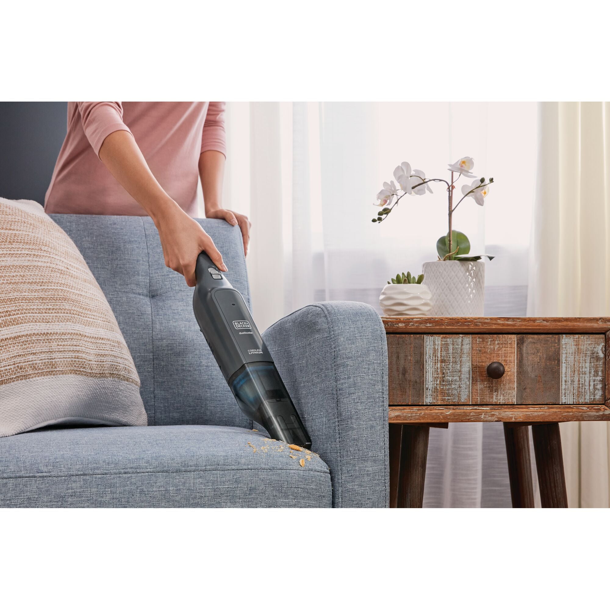 BLACK+DECKER Dustbuster® AdvancedClean™ 12V MAX* Slim Cordless Handheld Vacuum, HLVC320J01