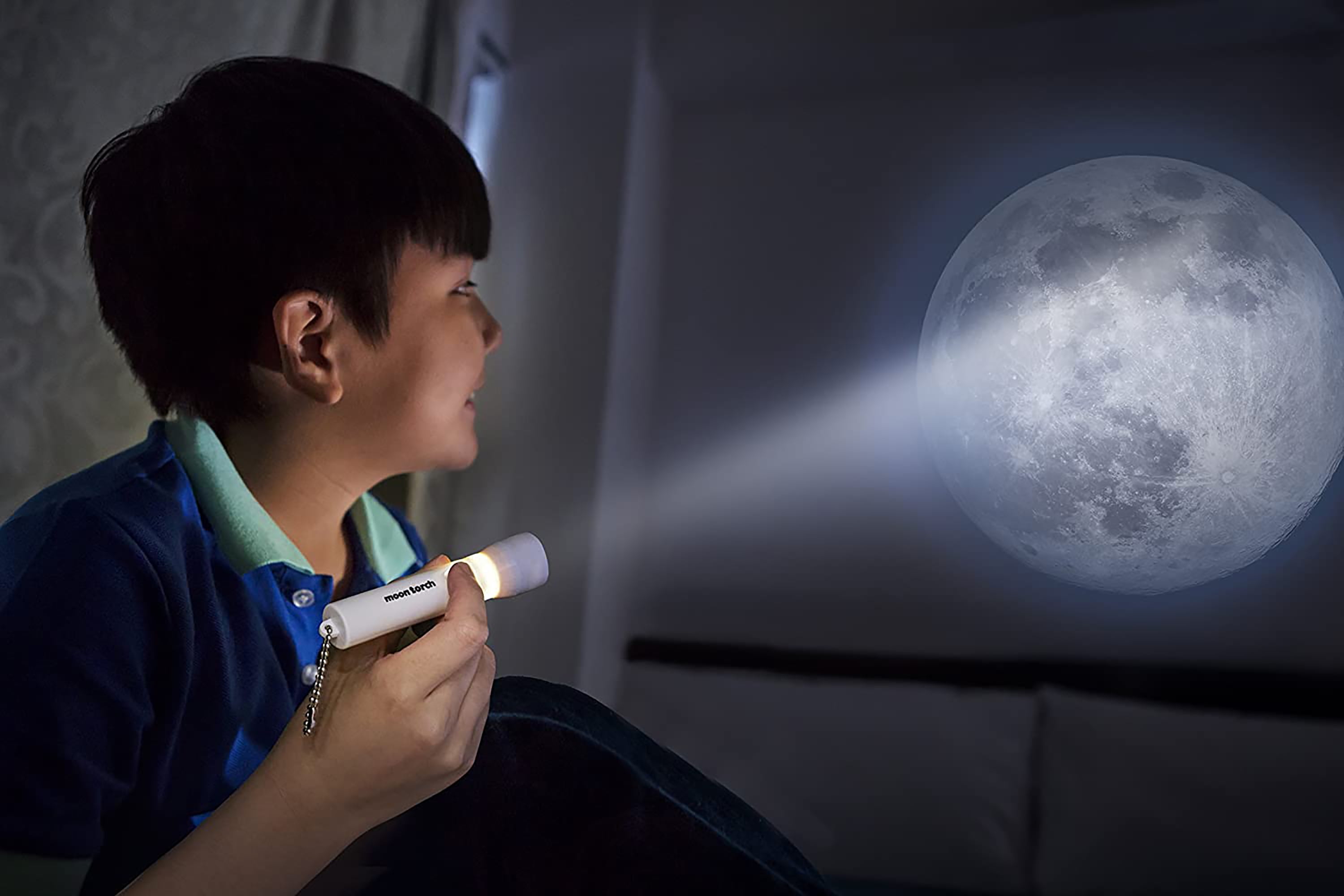 4M KidzLabs Super Moon Torch Science Kit Educational Activity for Kids 