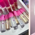 thumbnail image 4 of Paquete de 12 iluminadores faciales y corporales, hello Kitty, marca Girabella, 4 of 5