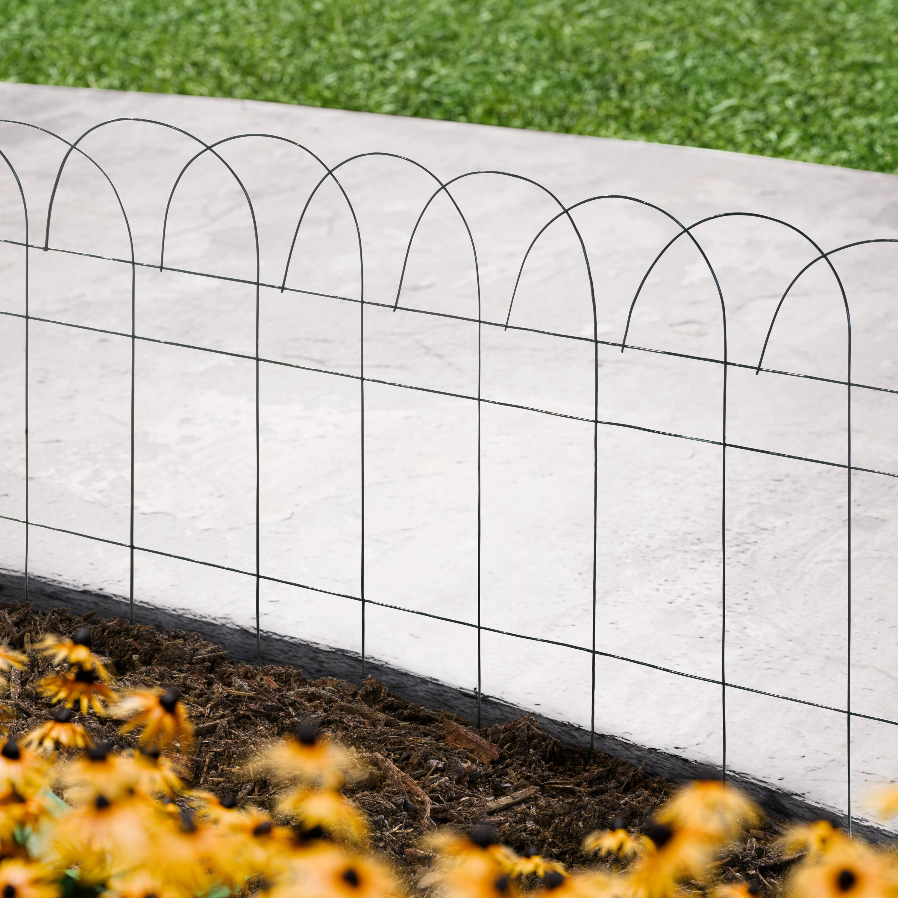 Expert Gardener 20ft Green Rolled Metal Fence