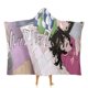 thumbnail image 1 of Mira Hacia Atrás Manta Capa con Capucha Anti-Bolitas, Manta de Lana Ártica Suave, Manta Portátil de Felpa Ligera y Lujosa, Poncho para Siesta en Casa y Oficina, 100*130cm, 1 of 6