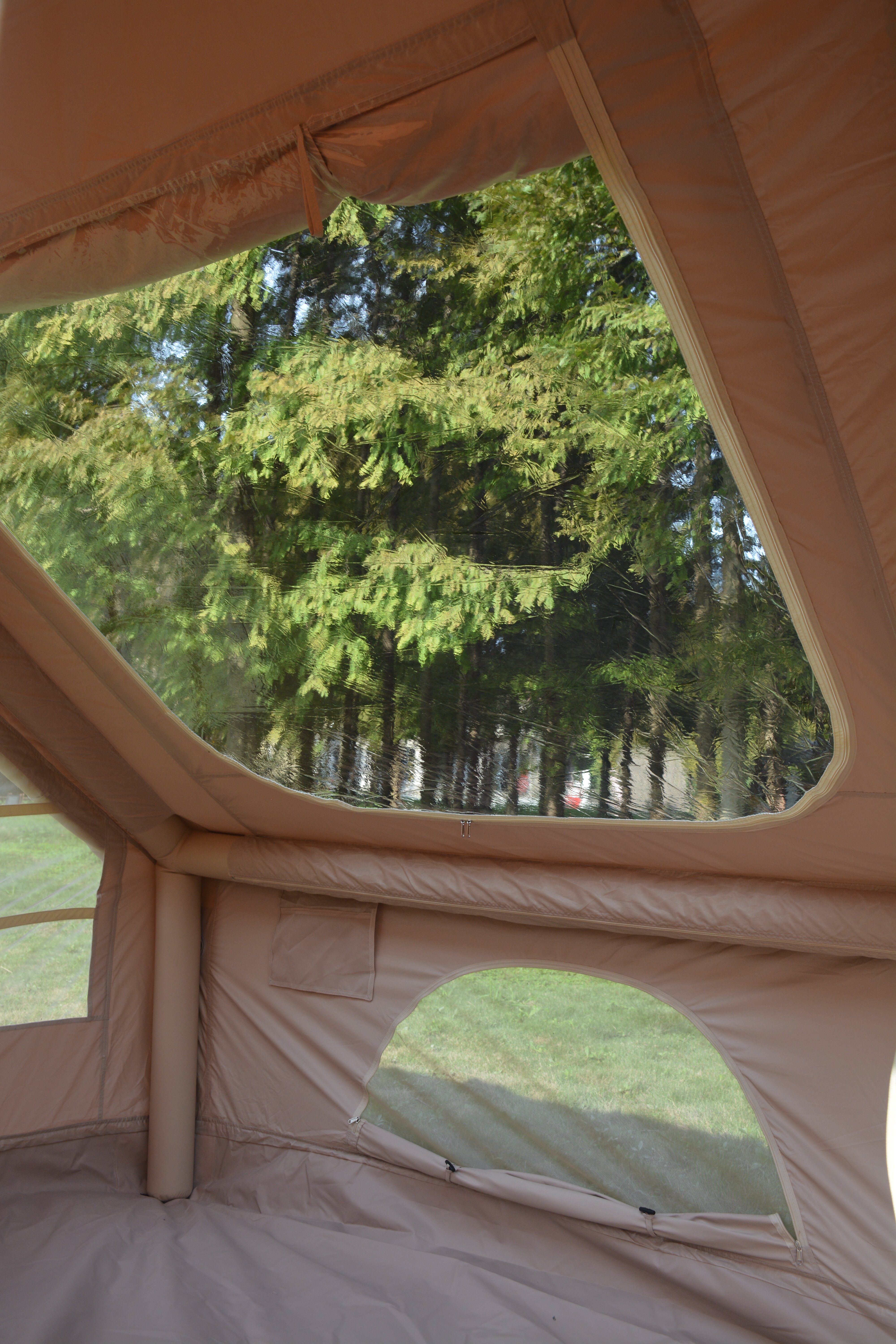 iCapeson 4-6 Person Hot Tent with Stove Jack, 5-Min Easy Setup Inflatable Glamping Tent, All-Season Waterproof Windproof Blow Up Air Tent, High-Performance 300D Fabric (Beige)