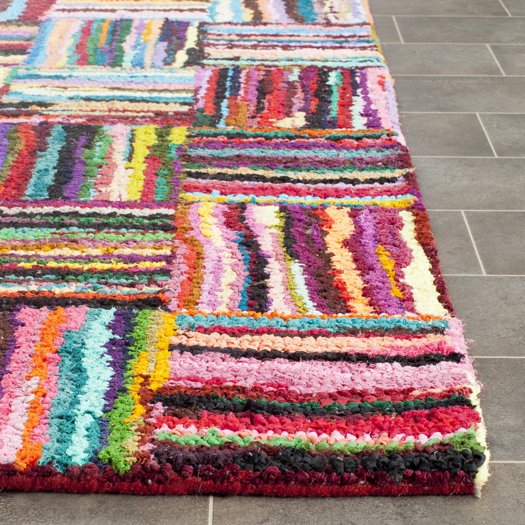 SAFAVIEH Nantucket Collection NAN318A Handmade Multi Rug