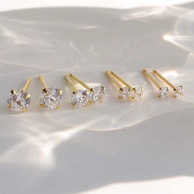 Pendientes de plata esterlina S925 chapados en oro de 14 quilates, minipendientes clásicos versátiles con cuatro garras y un diamante y circonita, estilo japonés-coreano, sencillos para mujer