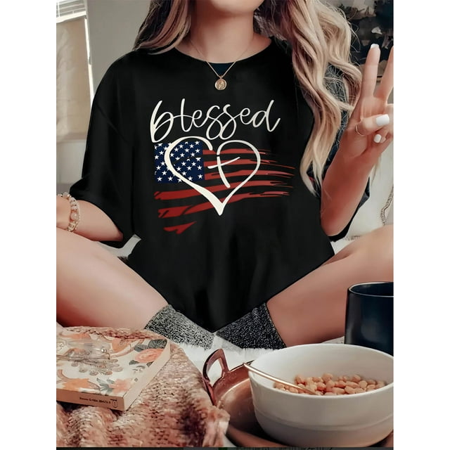 Camiseta informal de cuello redondo para mujer con diseño de corazón y bandera estadounidense. Top de algodón de manga corta a la moda, elasticidad media, ajuste cómodo para todas las estaciones.