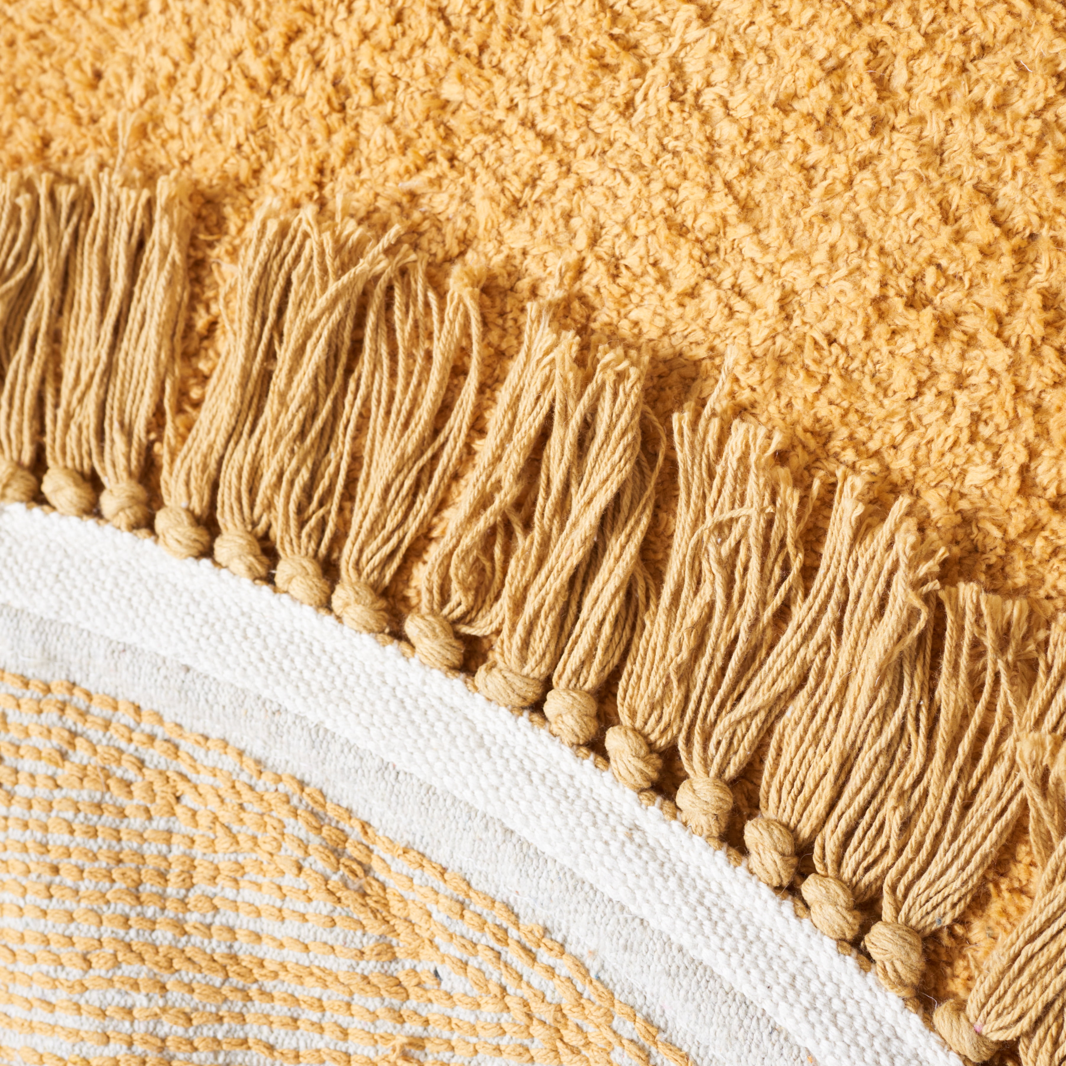 Safavieh Easy Care Willard Solid Cotton Machine Washable Area Rug, Yellow/Ivory, 7' x 7' Round