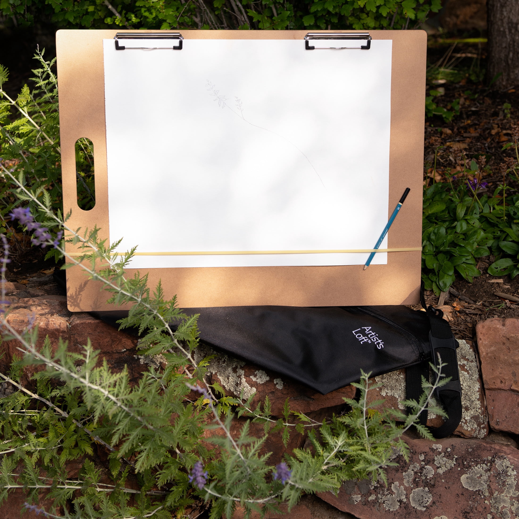 Field Sketch Board by Artistâ€™s Loft - Drawing Board with Sturdy Clip and Rubber Band - Portable Clipboard for Drafting and Drawing - 1 Pack