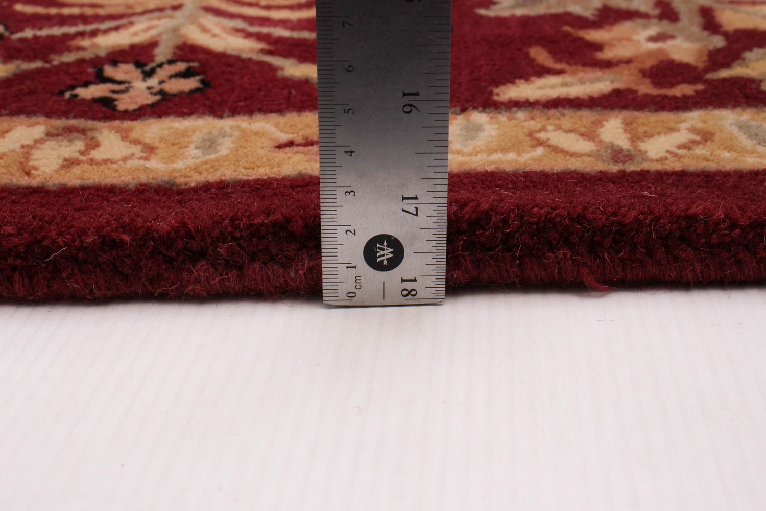 ECARPETGALLERY Timeless Burgundy Rug 5'3" x 7'10"