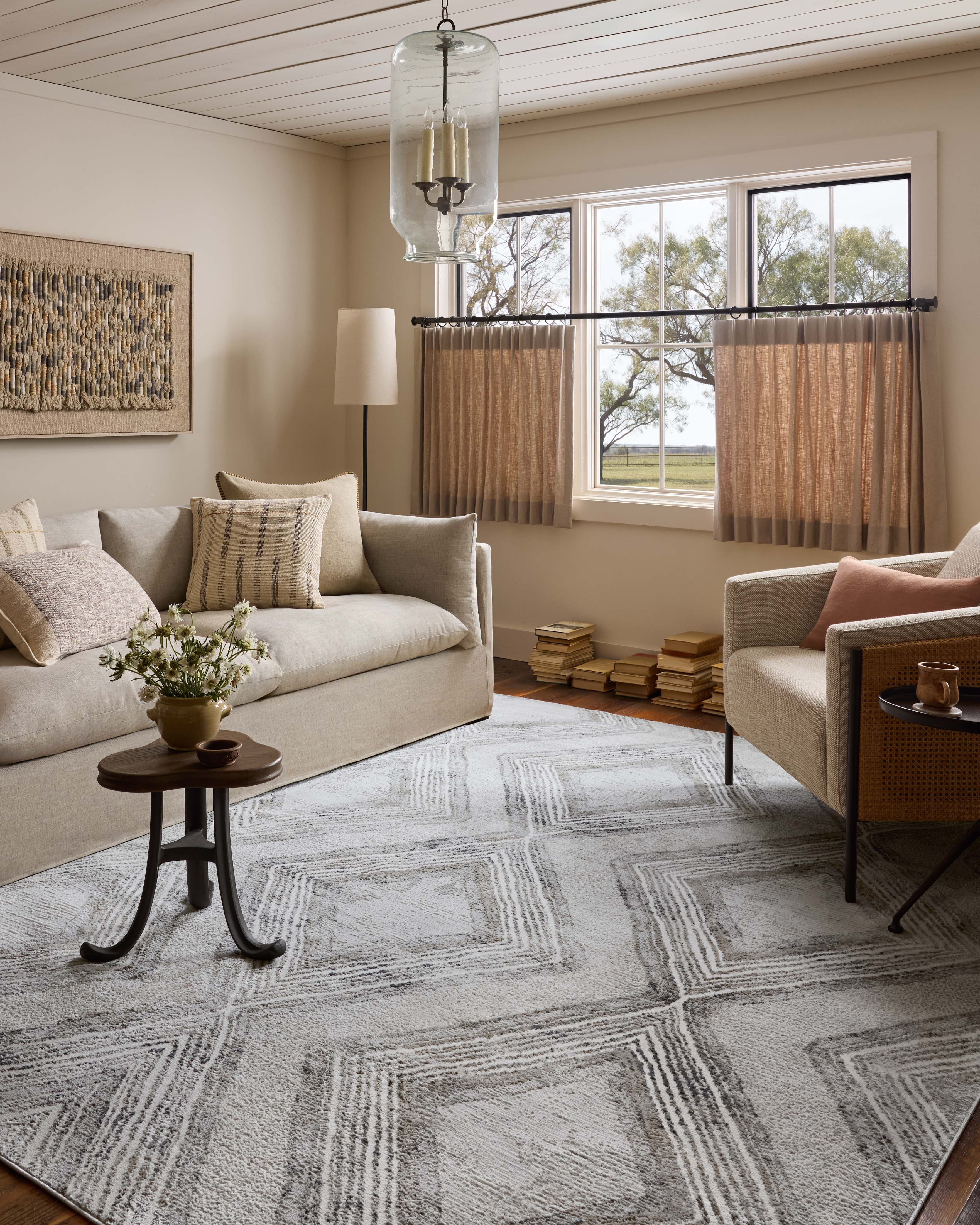 Loloi Hollis Mist / Natural 6'-7" x 9'-3" Area Rug
