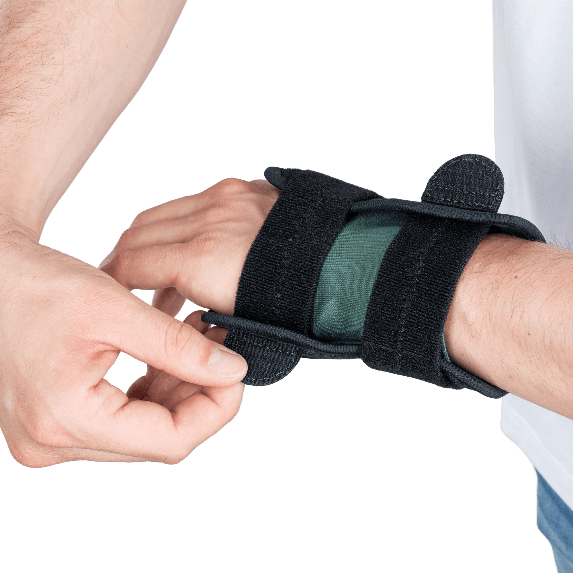 Mueller Sports Medicine Green Fitted Wrist Brace, Left, OSFM, Black