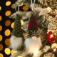 thumbnail image 4 of 3 piezas de gnomos colgantes para árbol de Navidad, muñecos de Papá Noel de peluche, adornos navideños 2023, regalo para niños, decoración de fiesta en el hogar, regalo de Año Nuevo, 4 of 5