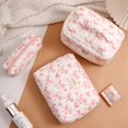 thumbnail image 4 of Bolsa de maquillaje uekeboag acolchada de algodón con estampado floral, 3 unidades, 4 of 6