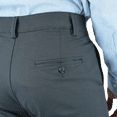 thumbnail image 4 of Pantalón Stretch Color Gris Slim Fit De Algodón Para Hombre, 4 of 5