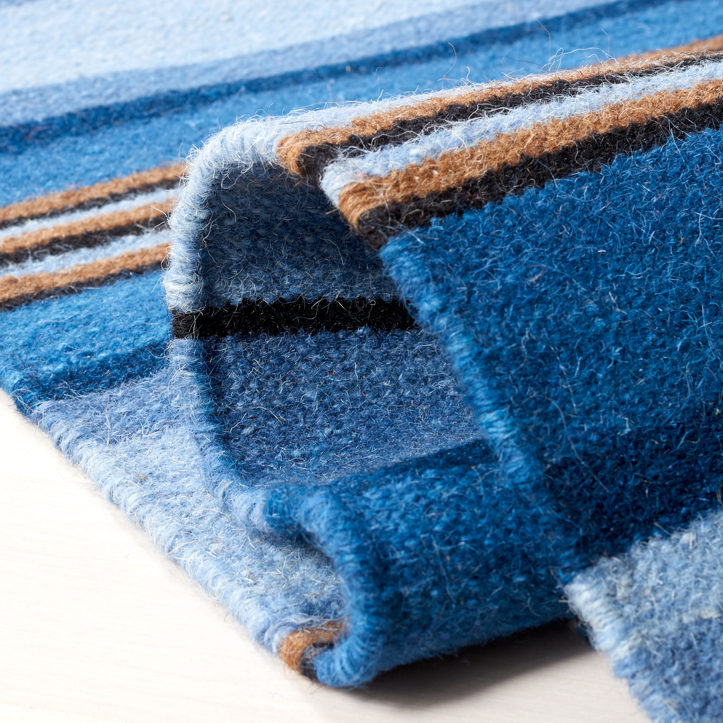 SAFAVIEH Striped Kilim Colbert Striped Area Rug, Blue/Rust, 3' x 5'