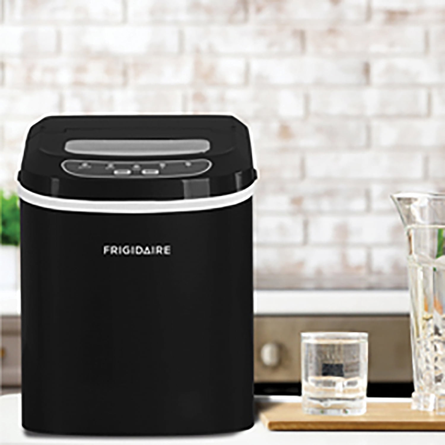 Frigidaire 200-Watt 26 Lbs. per Day Portable Compact Ice Maker, Black