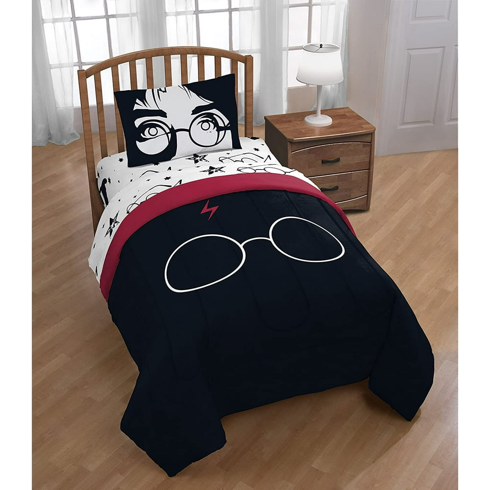 Harry Potter Kids Twin Comforter & Sheet Set (4 Piece Bed In A Bag