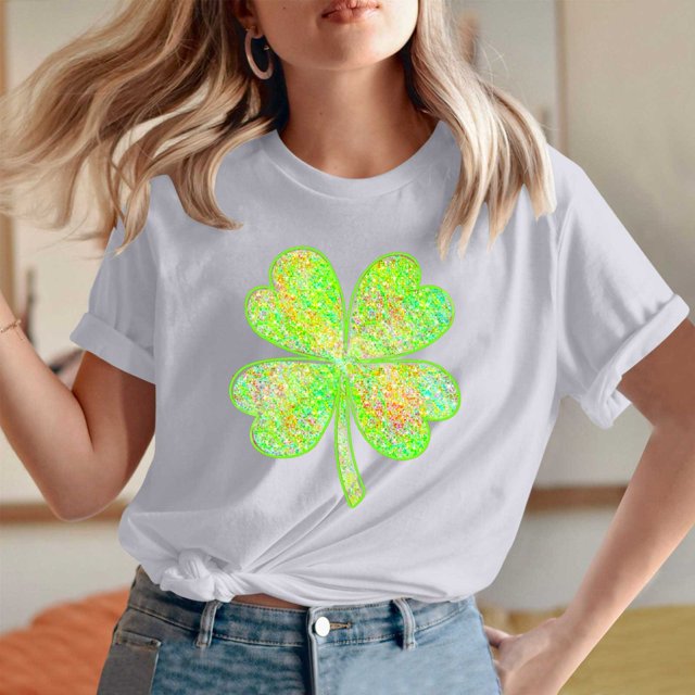 Meichang T-Shirts Chanceux pour Femmes T-Shirts de la Saint-Patrick Imprimé Trèfle à Quatre Feuilles Manches Courtes Col Rond Coupe Ample T-Shirts Cadeaux de la Saint-Patrick pour Femmes