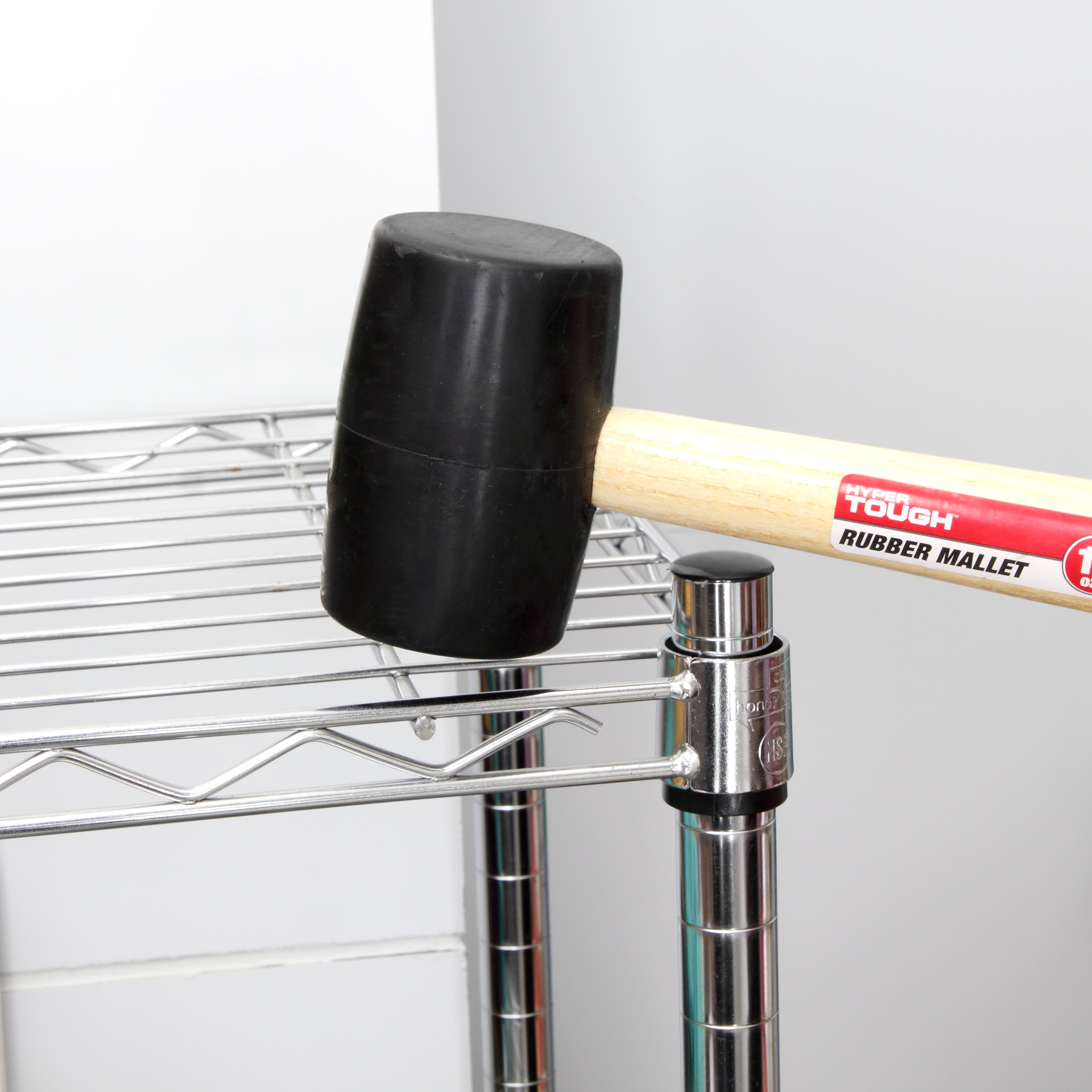 Mazo de goma Hyper Tough de 16 onzas con mango de madera TH70020A 5
