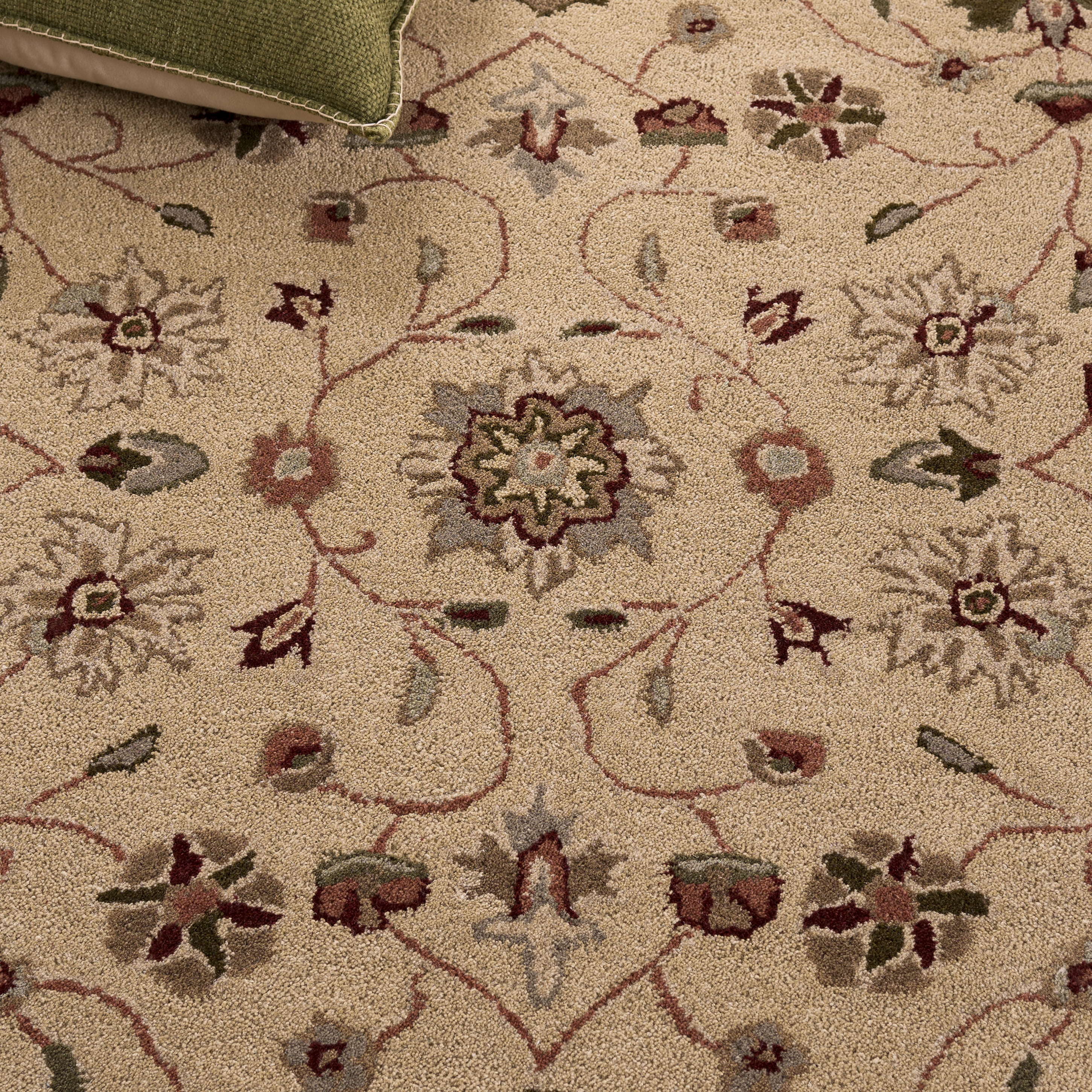 Safavieh Heritage Bernica Oriental Wool Runner Rug, Ivory/Red, 2'3" x 6'