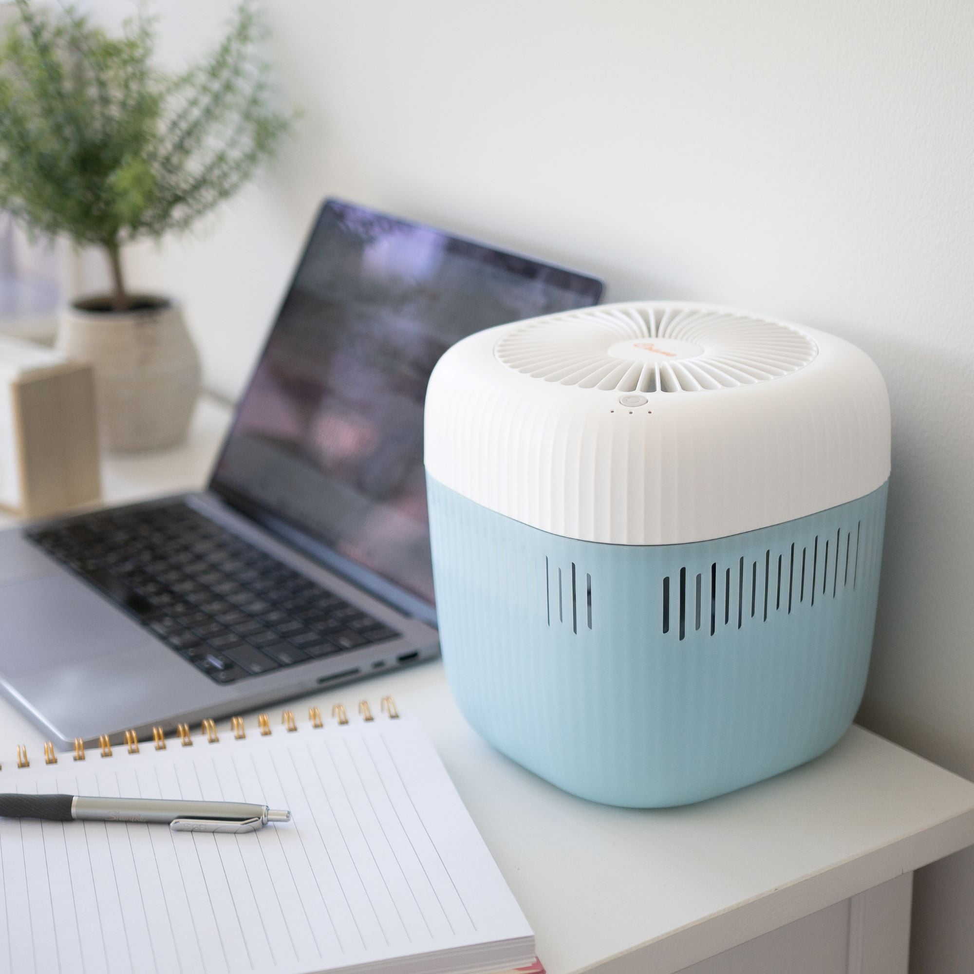 Crane Mist Free Evaporative Humidifier, 0.5 Gal Top Fill, Wick Filter, Quiet Easy Clean Air Humidifier for Bedroom, Baby Nursery & Home, Dishwasher Safe Tank, 3 Speeds, Blue/White