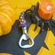 thumbnail image 4 of Tapón Para Botellas De Vino De Halloween De Metal Y Resina Con Diseño De Calabazas Con Sombrero Para Decorar Botellas En Halloween Tapón Para Botellas De Vino Con Calabazas De Halloween, 4 of 4