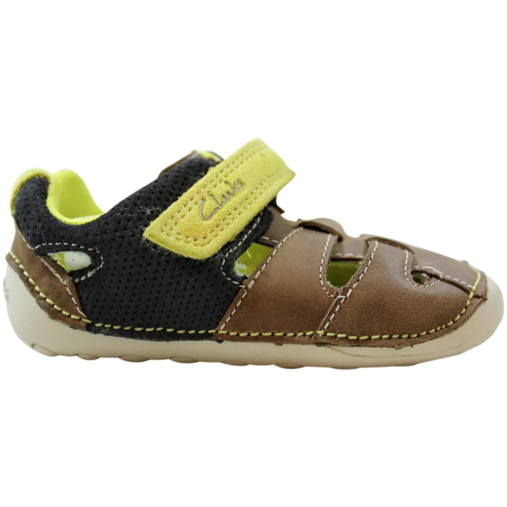 clarks baby shoes canada