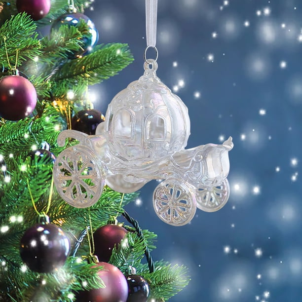 Árbol de Navidad con Decoración de Hierro, Copos de Nieve, Colgantes y Escenas Navideñas.