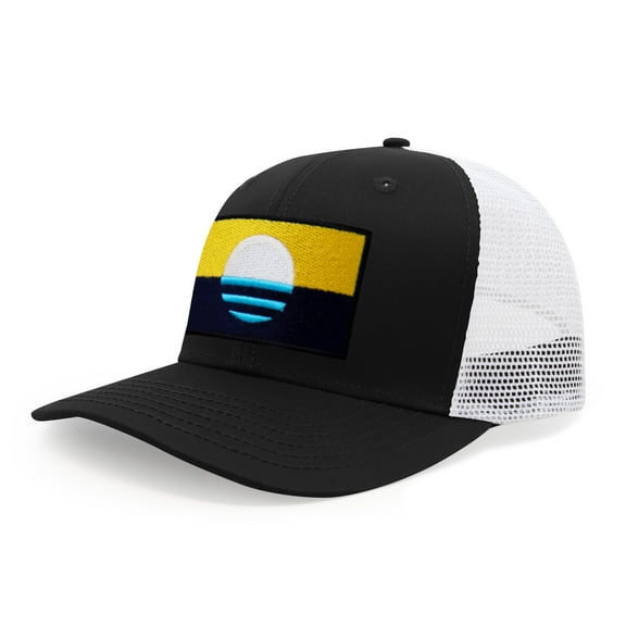 International Tie Milwaukee People’s Flag Hat for Men and Women – Snapback Trucker Baseball Cap (Black White)